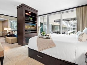 1437 Collins Ave 327, Miami Beach FL 33139