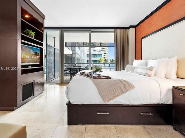 1437 Collins Ave 327, Miami Beach FL 33139
