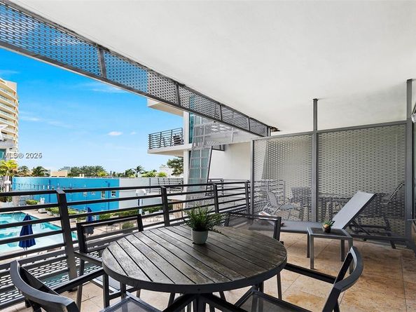 1437 Collins Ave 327, Miami Beach FL 33139