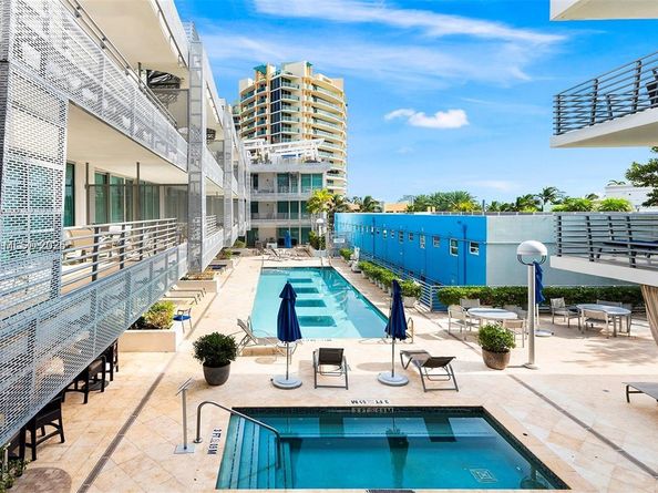 1437 Collins Ave 327, Miami Beach FL 33139