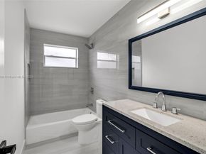 5230 Tyler St, Hollywood FL 33021