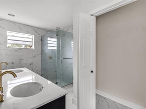 5230 Tyler St, Hollywood FL 33021