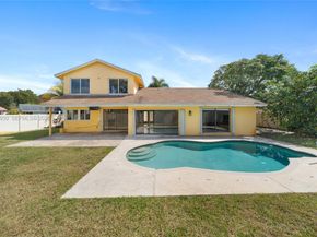 4231 NW 73rd Ave, Lauderhill FL 33319