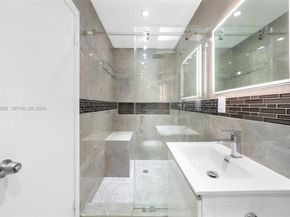 4231 NW 73rd Ave, Lauderhill FL 33319