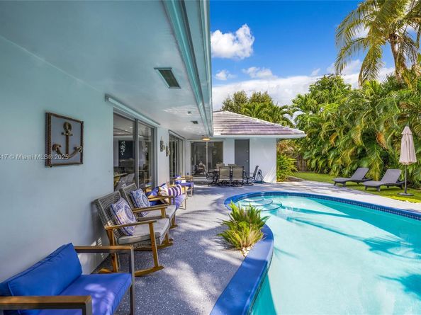 2132 NE 63rd Ct, Fort Lauderdale FL 33308