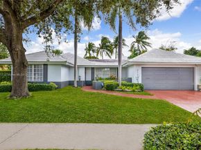 2132 NE 63rd Ct, Fort Lauderdale FL 33308