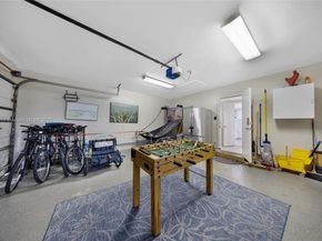 2132 NE 63rd Ct, Fort Lauderdale FL 33308