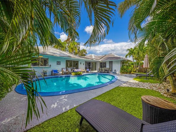 2132 NE 63rd Ct, Fort Lauderdale FL 33308