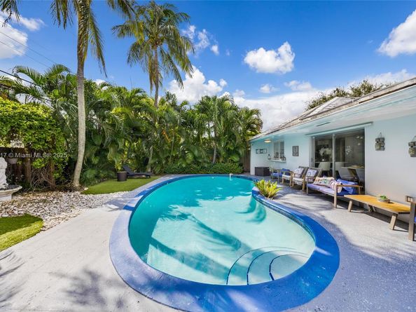 2132 NE 63rd Ct, Fort Lauderdale FL 33308