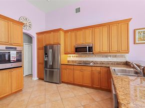 8100 Muirhead Cir, Boynton Beach FL 33472