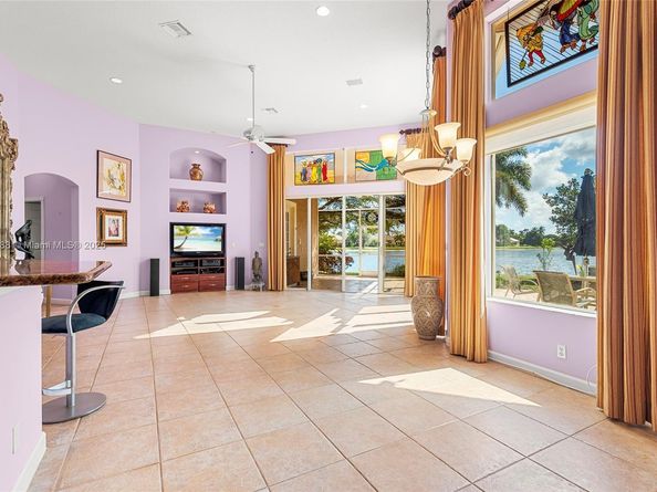 8100 Muirhead Cir, Boynton Beach FL 33472