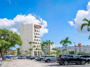 1750 NE 191st St 7001, Miami FL 33179