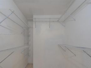 1750 NE 191st St 7001, Miami FL 33179