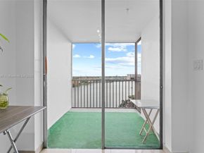 1750 NE 191st St 7001, Miami FL 33179