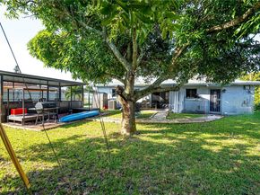 17715 NW 55th Ave, Miami Gardens FL 33055