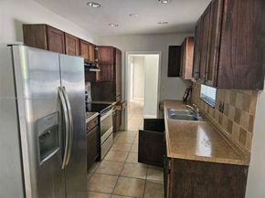 811 Evergreen Dr, Lake Park FL 33403