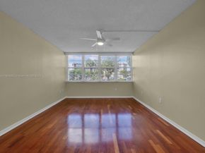 1000 Saint Charles Pl L4, Pembroke Pines FL 33026