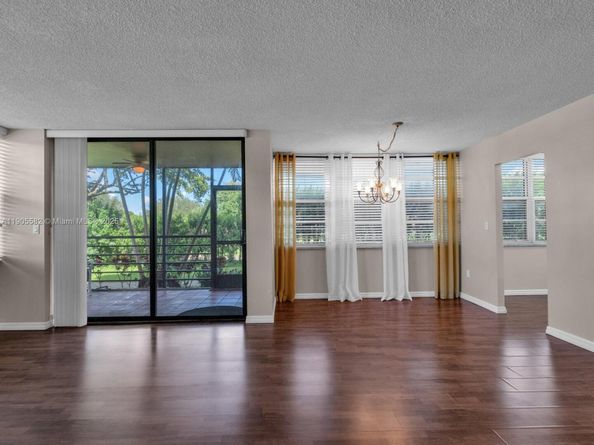 1000 Saint Charles Pl L4, Pembroke Pines FL 33026