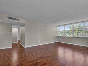 1000 Saint Charles Pl L4, Pembroke Pines FL 33026