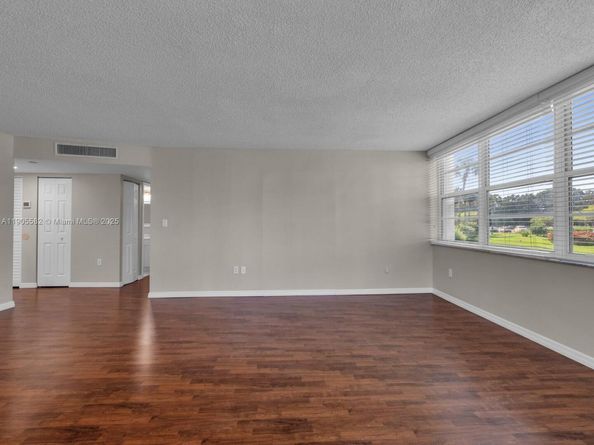 1000 Saint Charles Pl L4, Pembroke Pines FL 33026