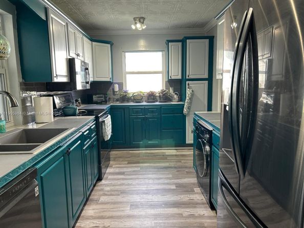 1907 SW 22nd Way, Boynton Beach FL 33426