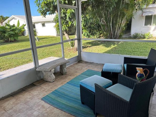 1907 SW 22nd Way, Boynton Beach FL 33426