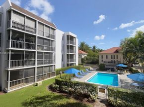 483 N Pine Island Rd C205, Plantation FL 33324