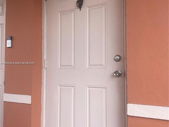 3401 SW 11th St 1B, Miami FL 33135