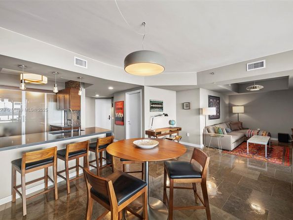 450 Alton Rd 805, Miami Beach FL 33139