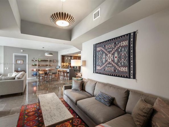 450 Alton Rd 805, Miami Beach FL 33139