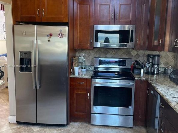 23403 Boca Trace Dr, Boca Raton FL 33433