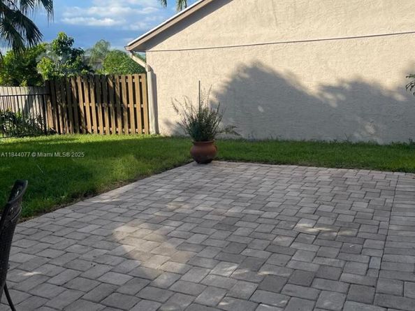23403 Boca Trace Dr, Boca Raton FL 33433