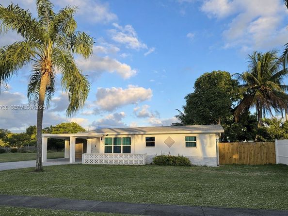 1704 NW 58th Ave, Margate FL 33063