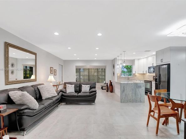 14339 Canalview Dr C, Delray Beach FL 33484