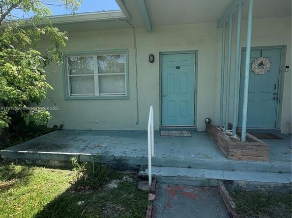 1239 Marseille Dr 7, Miami Beach FL 33141