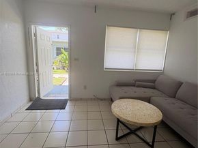 1239 Marseille Dr 7, Miami Beach FL 33141