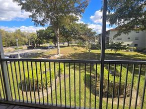 13500 SW 1st St 202U, Pembroke Pines FL 33027