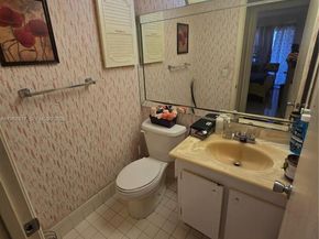13500 SW 1st St 202U, Pembroke Pines FL 33027