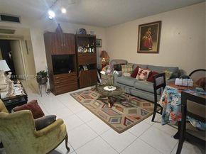 13500 SW 1st St 202U, Pembroke Pines FL 33027