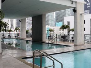 239 SW 9th St 1704, Miami FL 33130