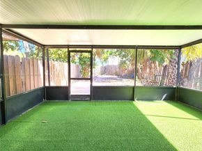 21127 NE 5th Pl, Miami FL 33179