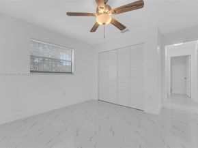 2401 SW 102nd Ave, Miami FL 33165
