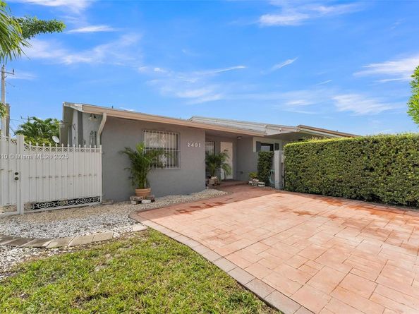 2401 SW 102nd Ave, Miami FL 33165