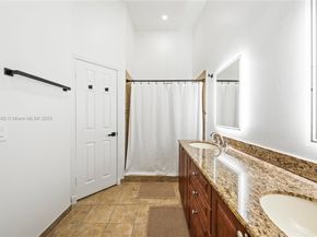 3803 NW 122nd Ter, Sunrise FL 33323