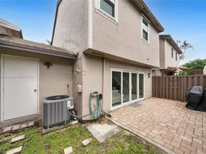 3803 NW 122nd Ter, Sunrise FL 33323