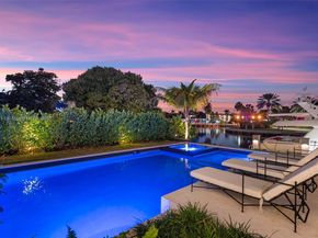 478 Tamarind Dr, Hallandale Beach FL 33009