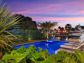 478 Tamarind Dr, Hallandale Beach FL 33009