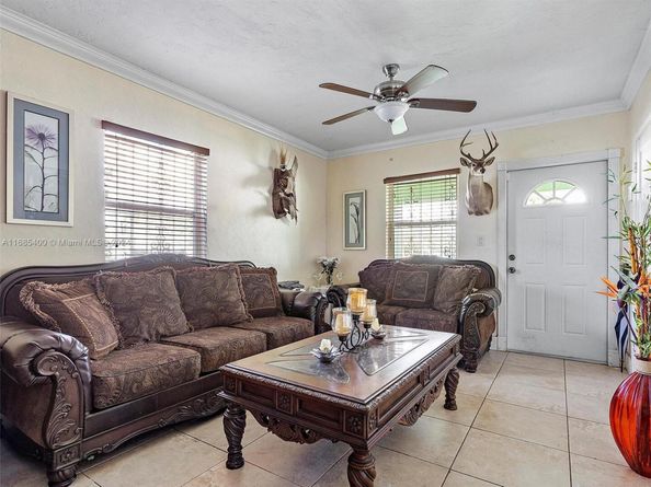 710 E 39th St, Hialeah FL 33013