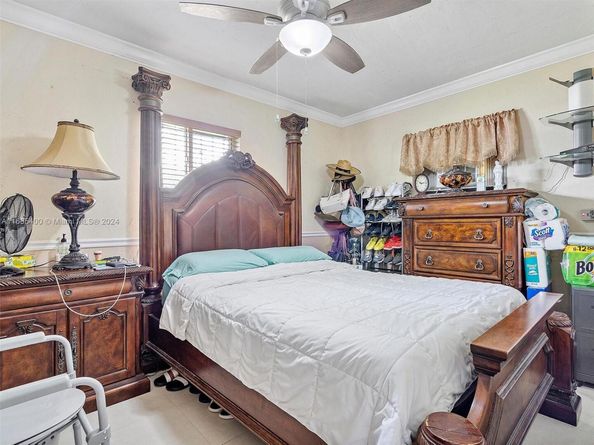710 E 39th St, Hialeah FL 33013