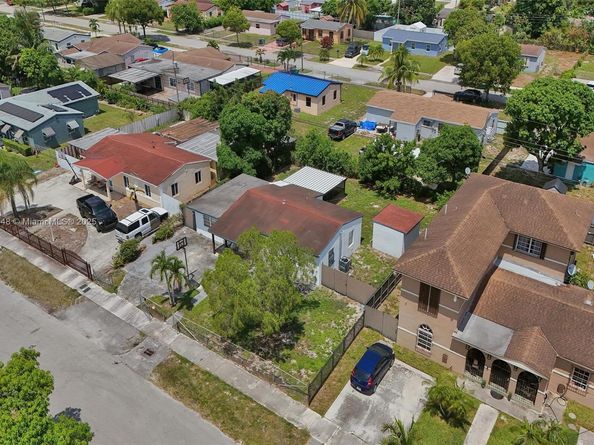16031 NW 18th Ct, Miami Gardens FL 33054